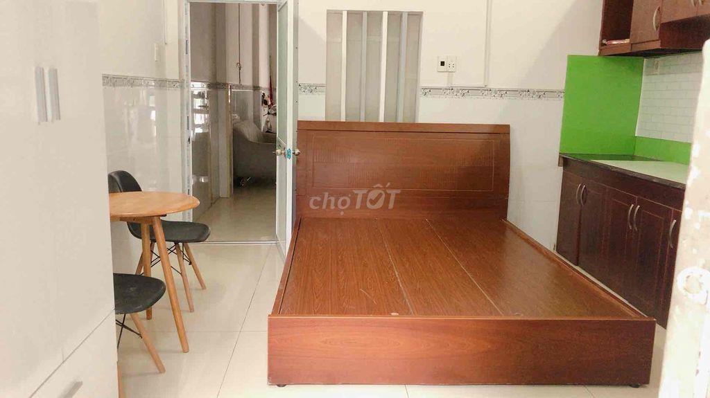 Phòng đẹp + sân sau 35m2
