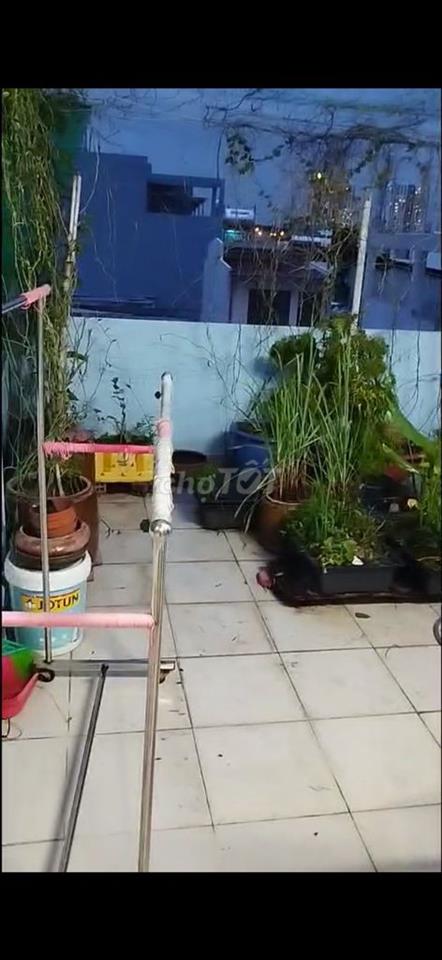 Lầu 3 phòng tách bếp