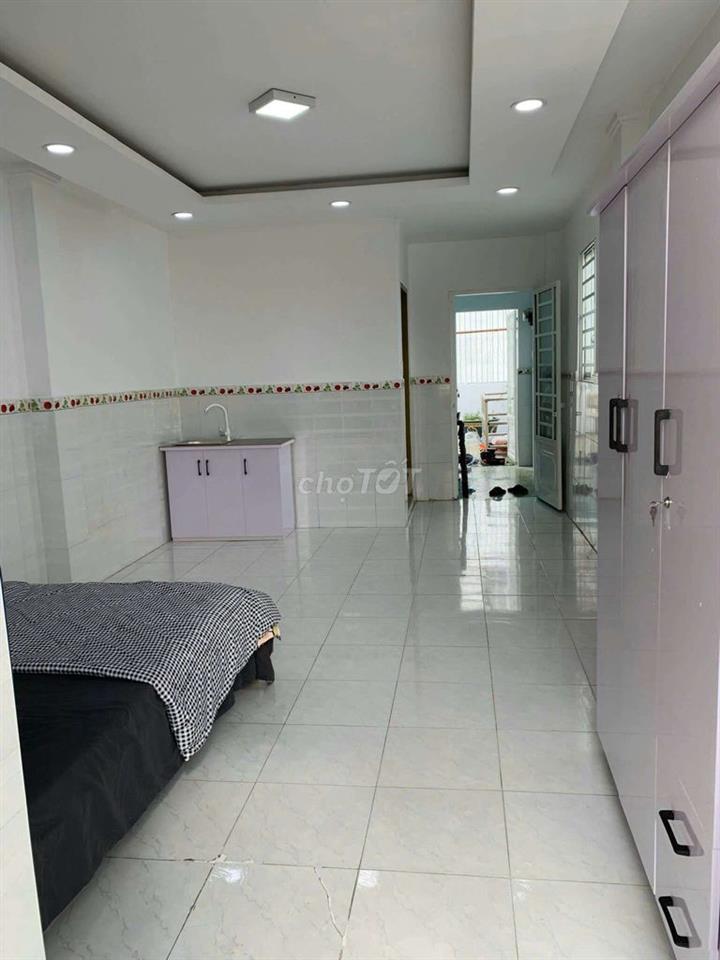 PHÒNG BAN CÔNG TỪ 4X TÂN PHÚ