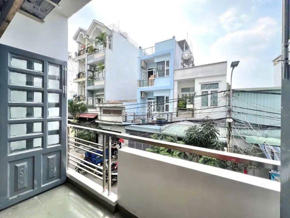 CHO THUÊ PHÒNG TRỌ CÓ BAN CÔNG GẦN VĂN HIẾN HIU AEON