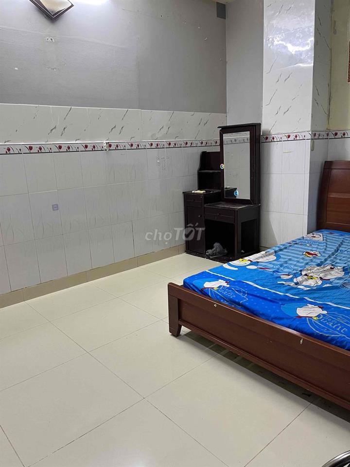 Cho thuê phòng Gần công viên Phú Lâm