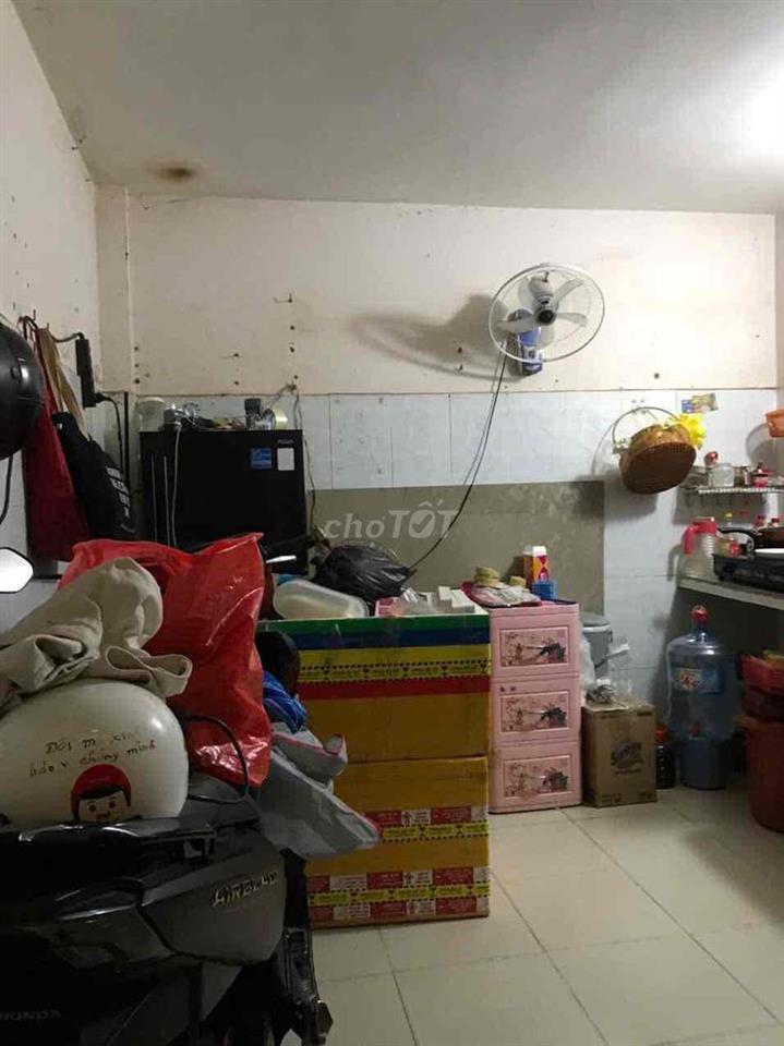 QUẬN BÌNH TÂN - CHO THUÊ PHÒNG 15 M2 CÓ GÁC - HẺM XE HƠI – NGA