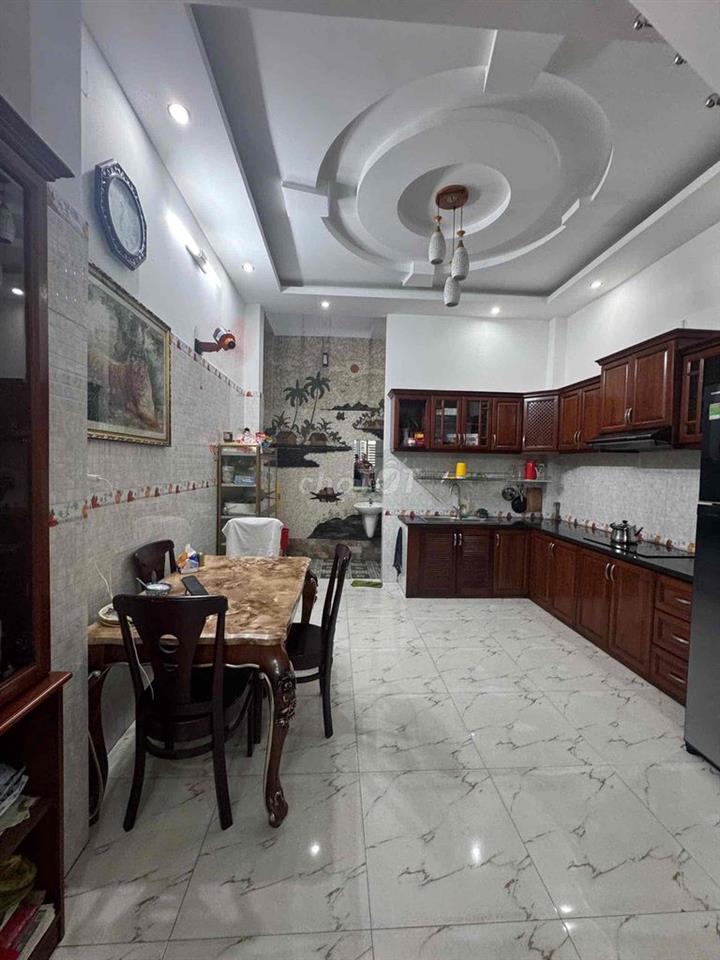 Nhà Bán 1/ Nguyễn văn khối DT 4x15 đúc 3,5 tấm