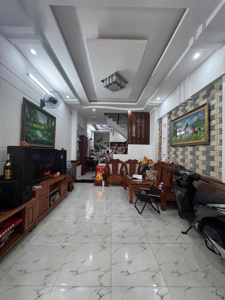 Nhà Bán 1/ Nguyễn văn khối DT 4x15 đúc 3,5 tấm