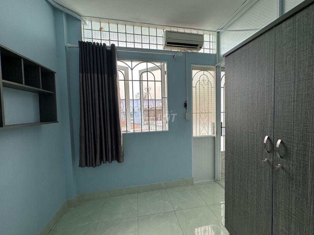 Phòng Bùi Đình Tuý, có BAN CÔNG, full nội thất