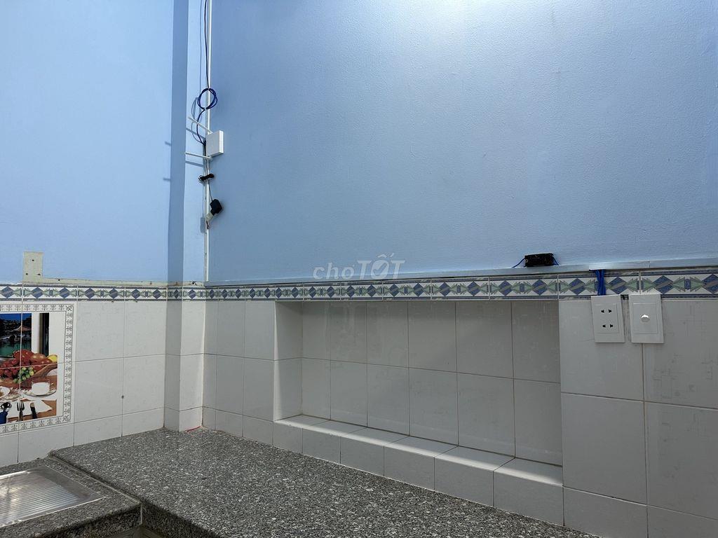 Phòng Bùi Đình Tuý, ngay trệt, full nội thất, gần chợ