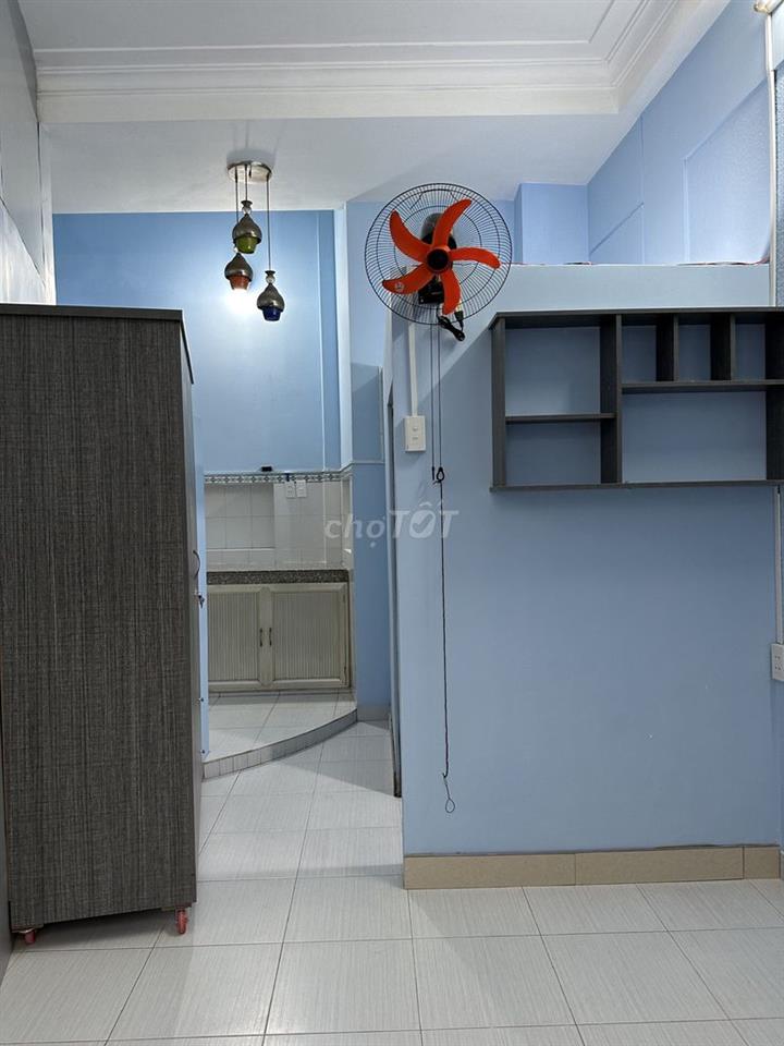 Phòng Bùi Đình Tuý, ngay trệt, full nội thất, gần chợ