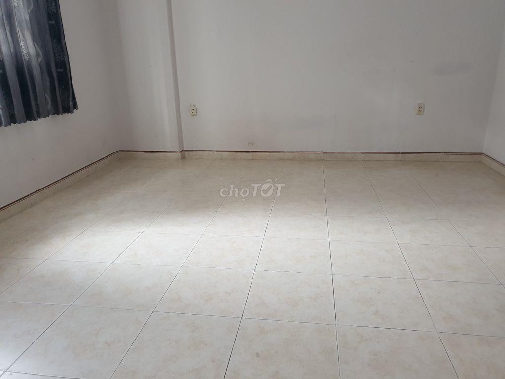 Phòng nhà Biệt thự Bình Lợi, yên tĩnh, gần ĐH Văn Lang