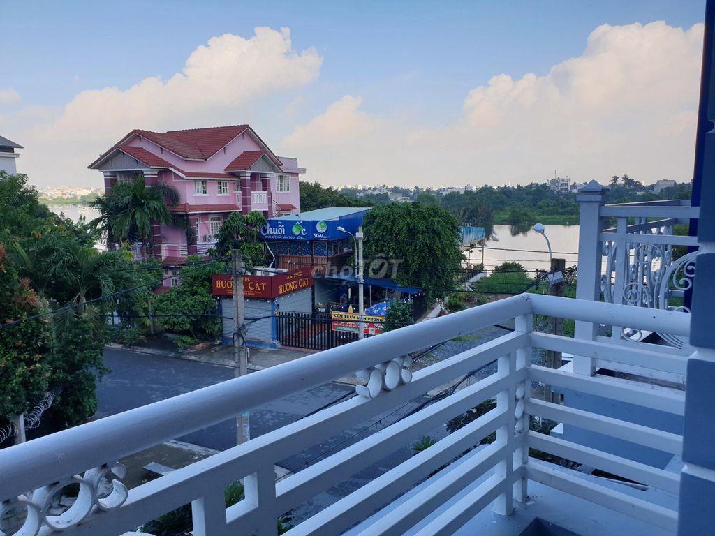 Phòng siu rộng đường Bình Lợi, có BAN CÔNG, view rất đẹp, thoáng