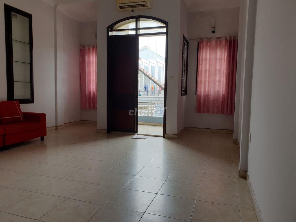 Phòng siu rộng đường Bình Lợi, có BAN CÔNG, view rất đẹp, thoáng