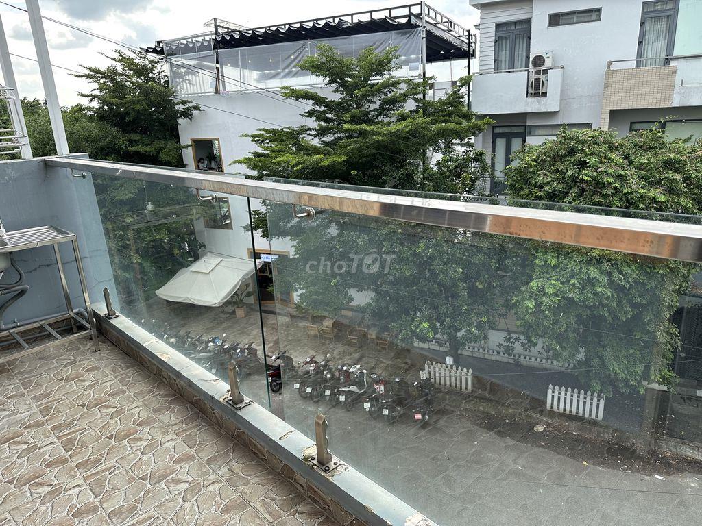 Phòng Bình Lợi, đẹp full nội thất, có BAN CÔNG, gần Văn Lang