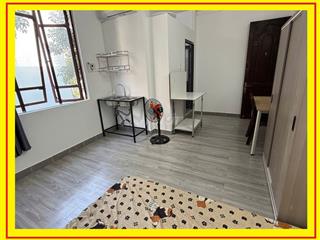 Phòng rất gần ĐH Văn Lang, full nội thất, rất đẹp