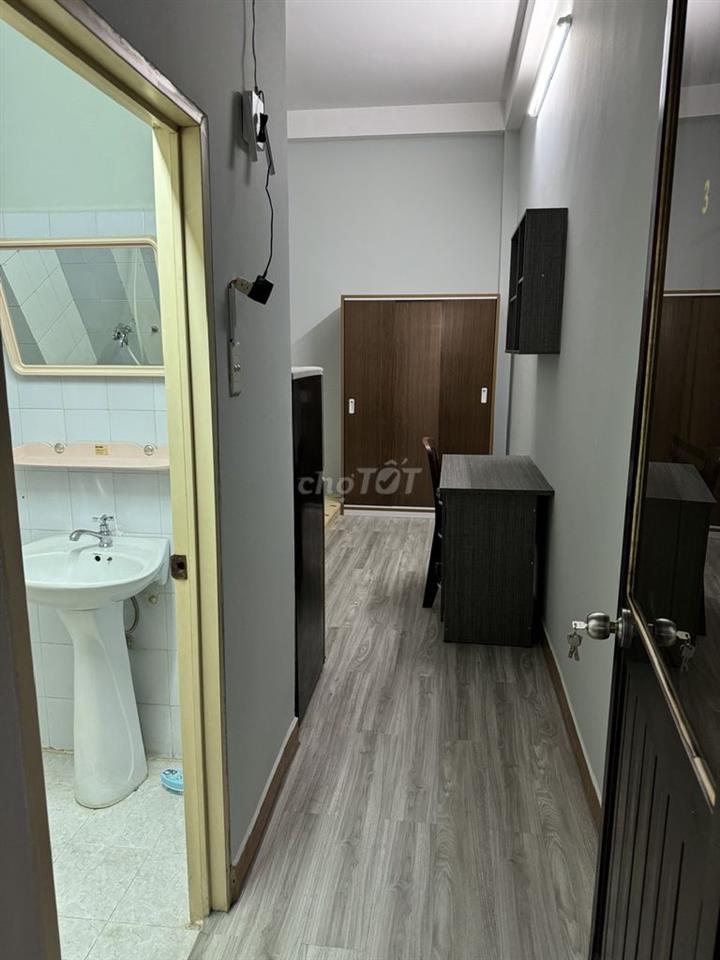 Phòng NG KIỆM (Phú Nhuận), gần rày xe lửa, full nội thất