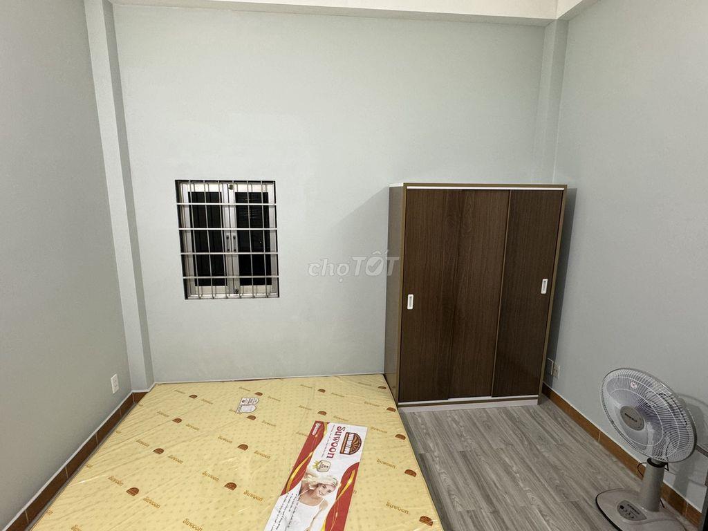 Phòng NG KIỆM (Phú Nhuận), gần rày xe lửa, full nội thất