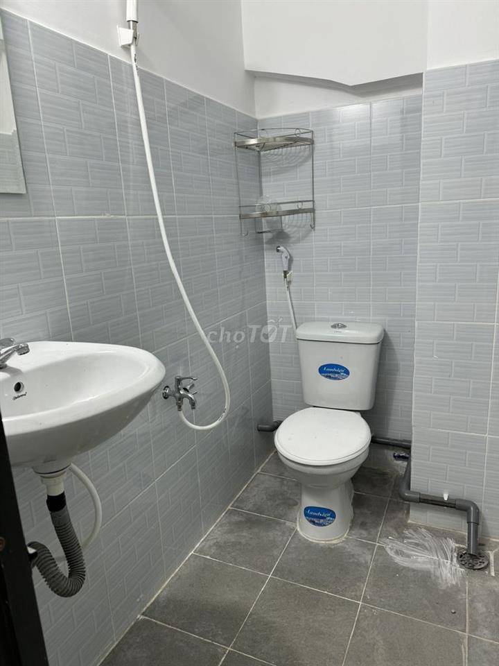 Phòng trong biệt thự Bình Lợi, full nội thất, có BAN CÔNG + GÁC rộng