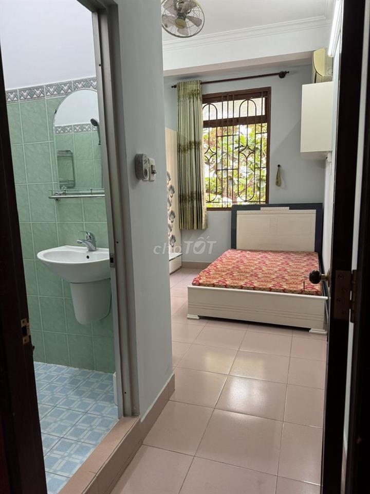 Phòng trong biệt thự Bình Lợi, full nội thất