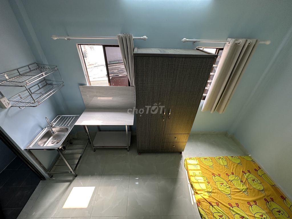 Phòng Bùi Đình Tuý, full nội thất, 2 cửa sổ thoáng, ngay lầu 1