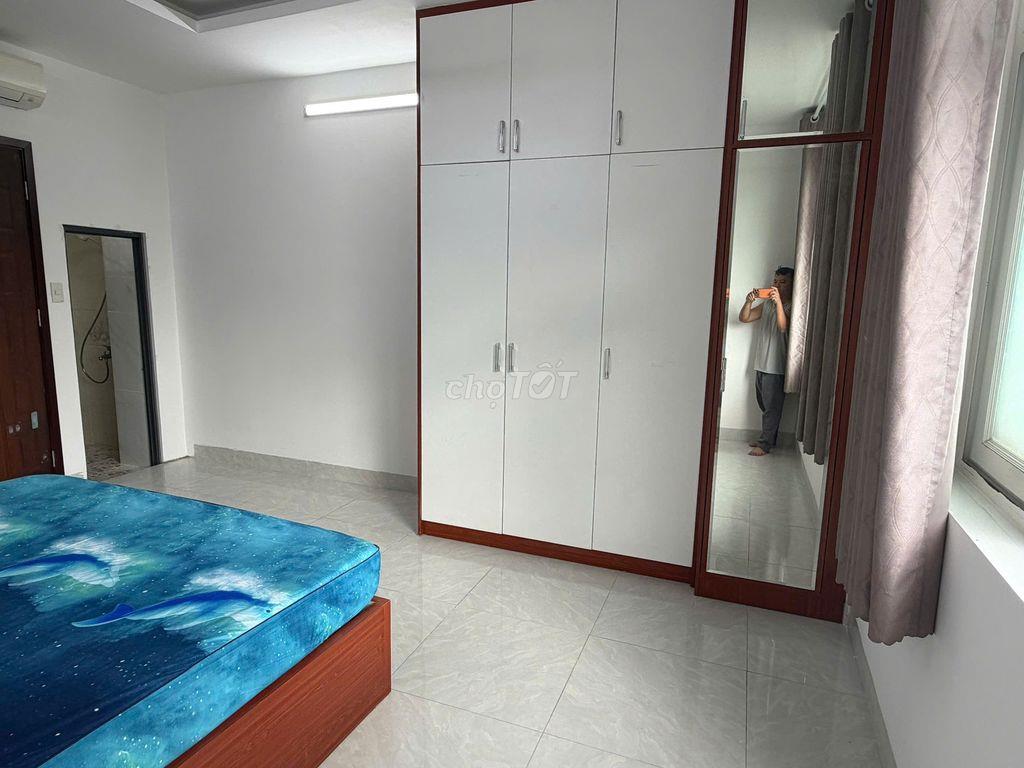 Phòng LQĐịnh, gần ĐH Công Nghiệp, full nội thất, mới 100%, ngay lầu 2