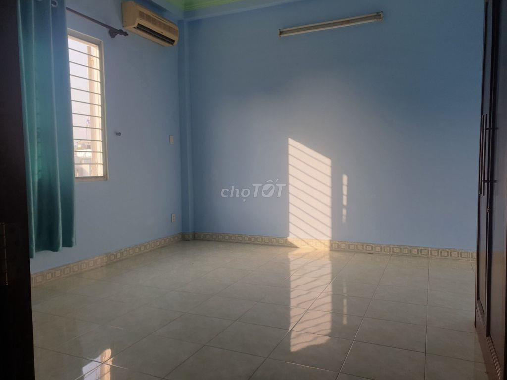 Phòng mini trong Biệt thự Bình Lợi, cho 1 người NAM ở