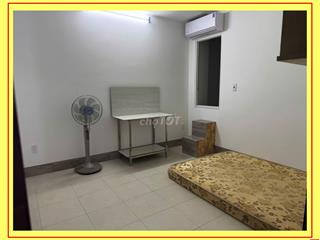 Phòng cho 1 NỮ, trong biệt thự Bình Lợi, full nội thất