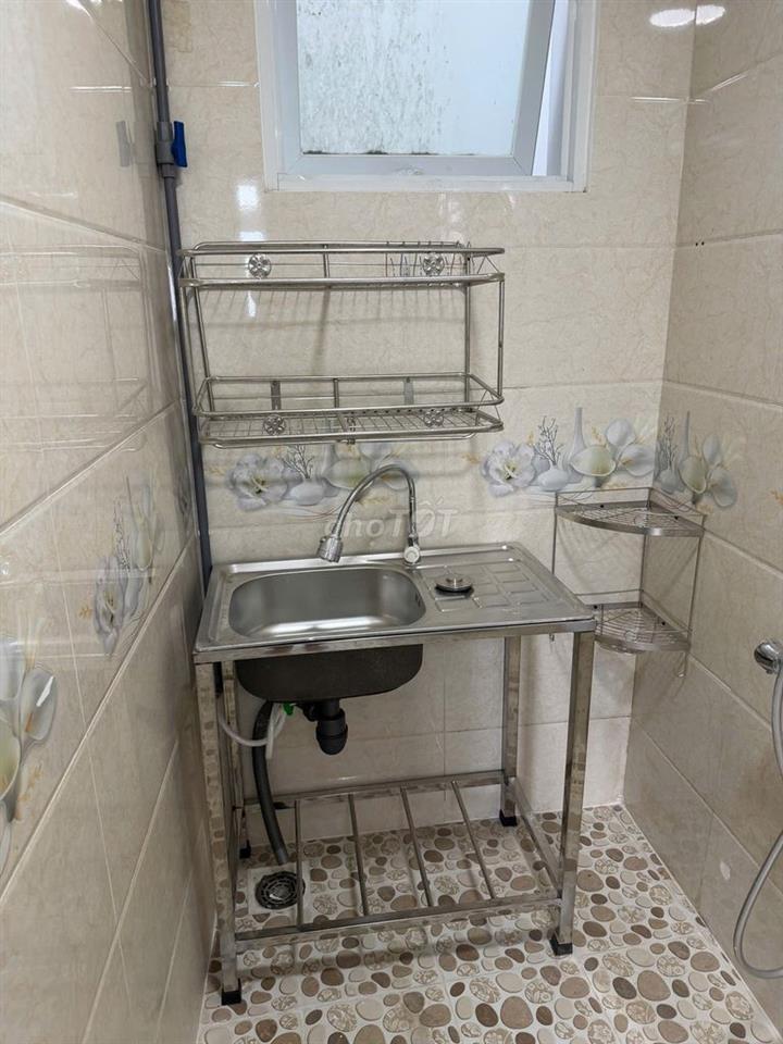 Phòng LQĐịnh gần PVĐồng, full nội thất, cửa sổ hứng gió bao mát thoáng