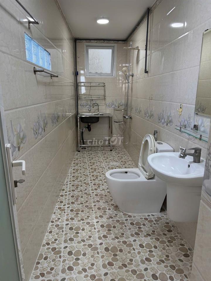Phòng LQĐịnh gần PVĐồng, full nội thất, cửa sổ hứng gió bao mát thoáng