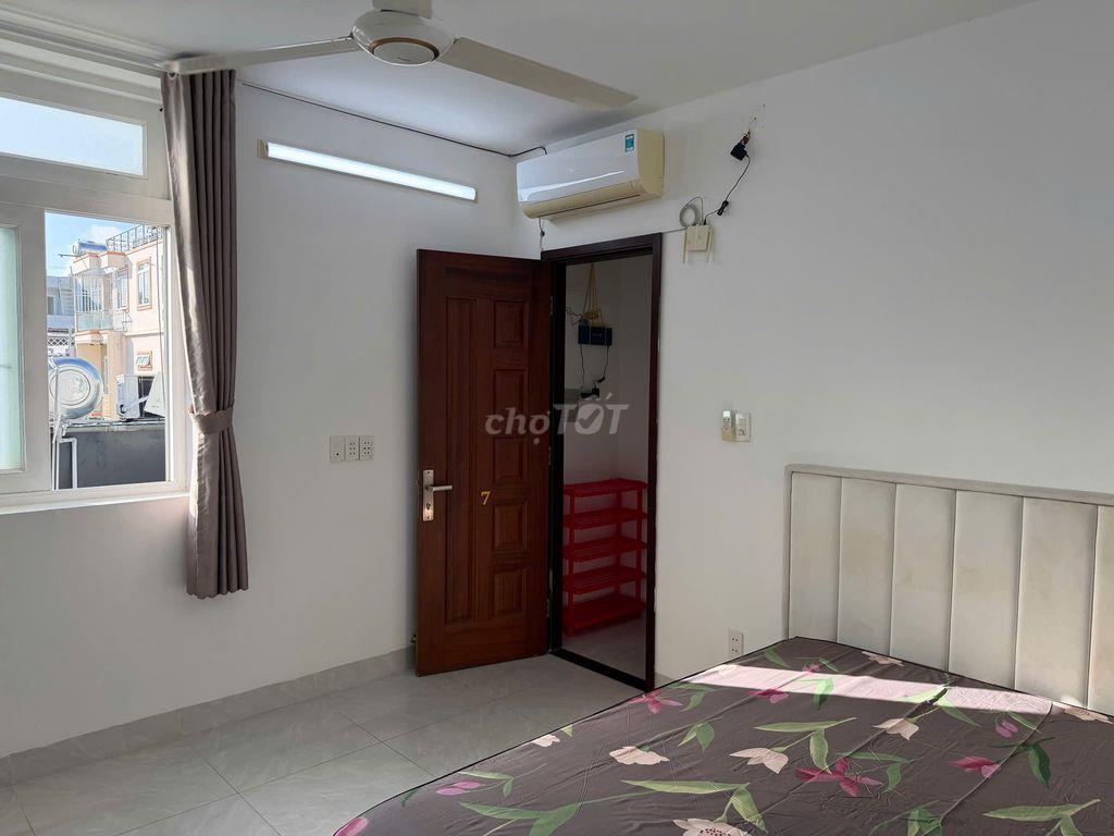 Phòng LQĐịnh gần PVĐồng, full nội thất, cửa sổ hứng gió bao mát thoáng