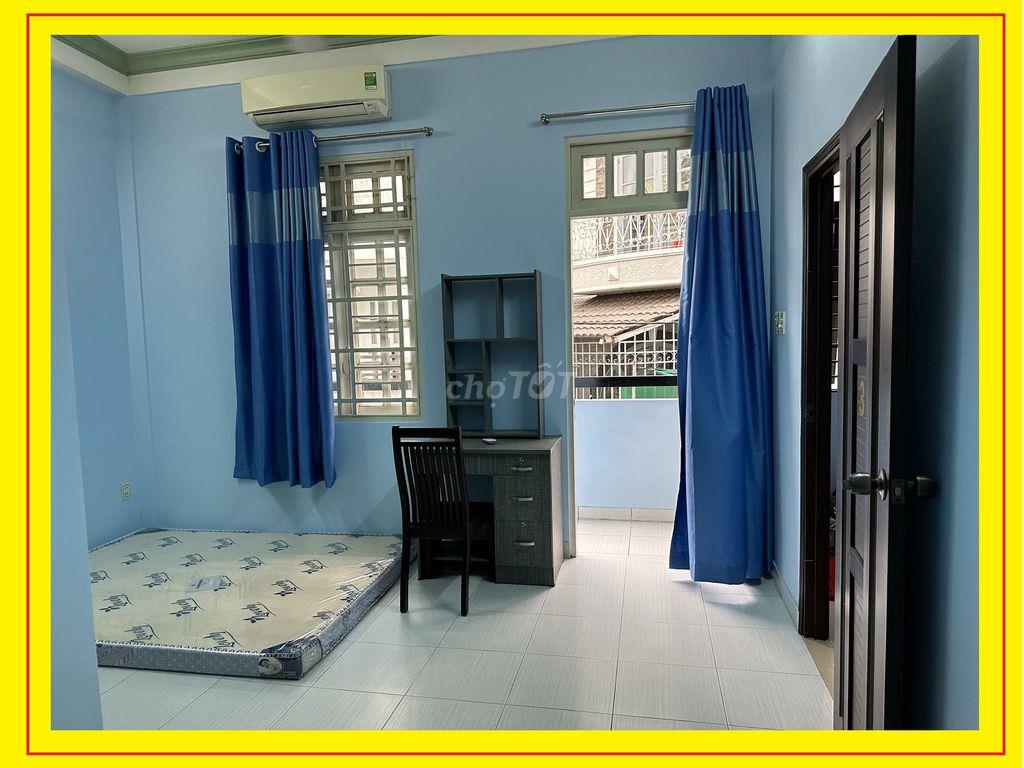 Phòng NGUYÊN HỒNG, lầu 1, có ban công, full nội thất