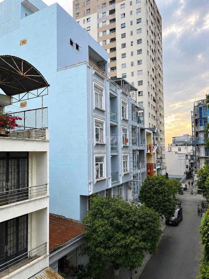Cho thuê KTX ngay cổng sau trường Hutech ĐBP