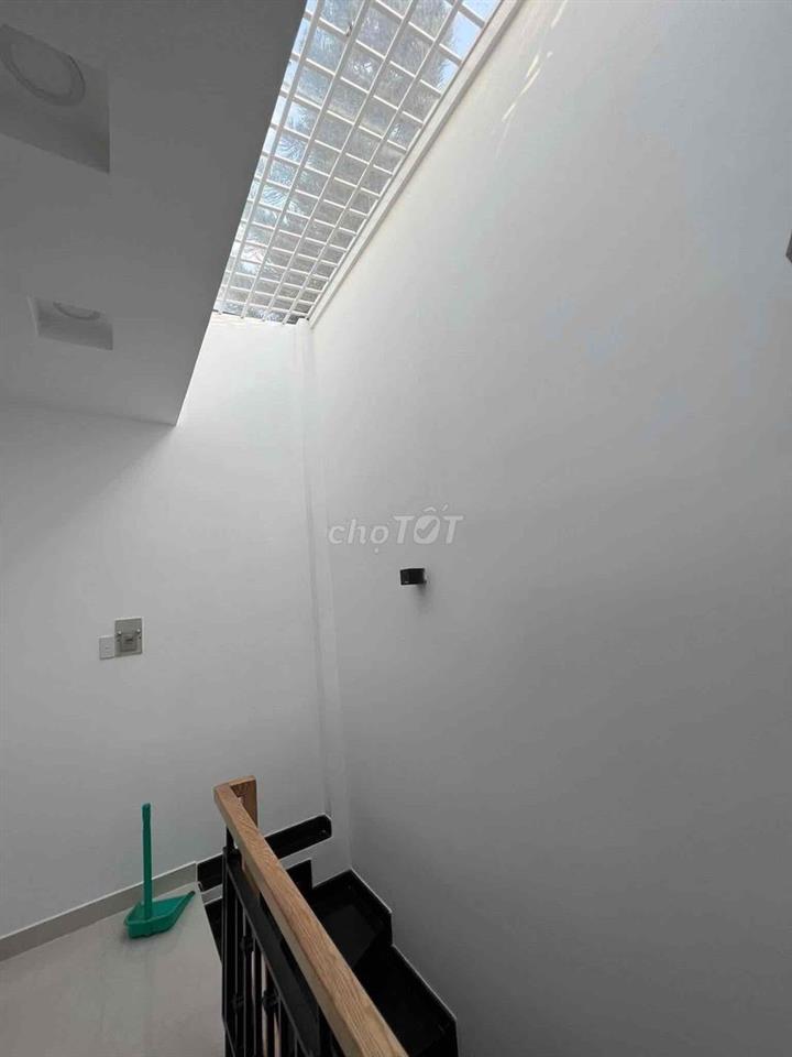 Cho thuê nhà 2 phòng ngủ 2 WC Lê Trực, Phường 7, Bình Thạnh