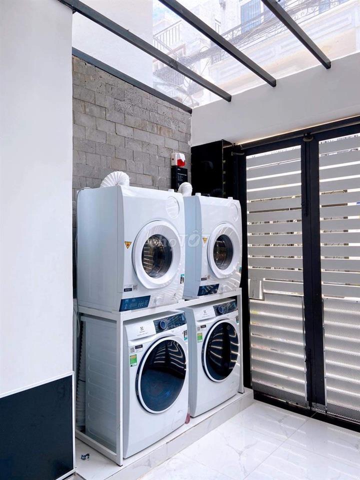 SLEEPBOX CAO CẤP BÌNH THẠNH GẦN NGÃ TƯ HÀNG XANH VÀ CÁC TRƯỜNG ĐẠI HỌC
