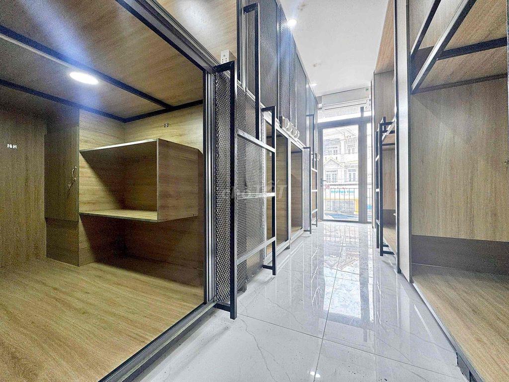 🏡 Gần CĐ CÔNG NGHỆ TPHCM - SLEEPBOX MỚI 100%–CÓ THANG MÁY +  BAN CÔNG🏡