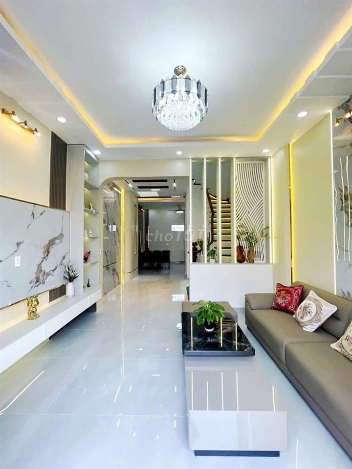 KẸT TIỀN BÁN GẤP.