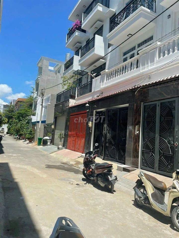 đất rộng giá rẻ,dt 5x24