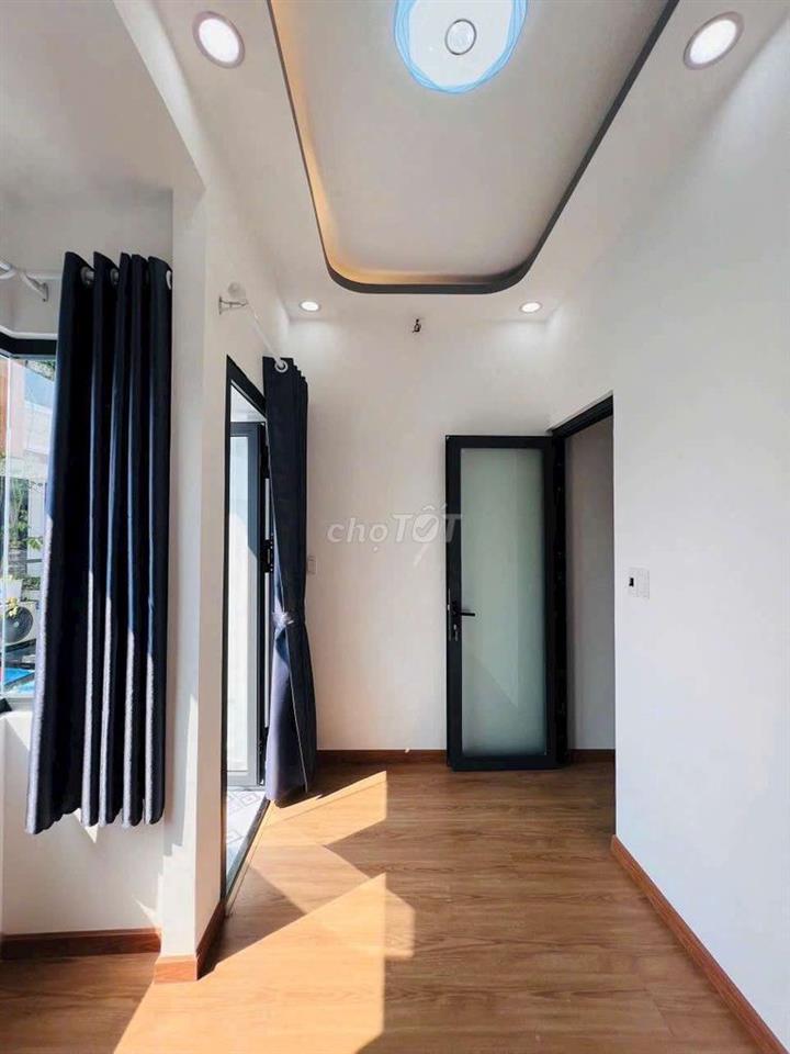 bán nhà Huỳnh Tấn phát quận 7 