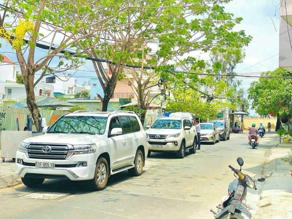 CẦN BÁN GẤP 