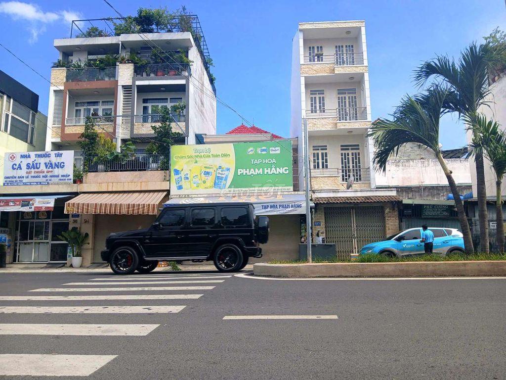mặt tiền đường phú thuận cần bán gấp 