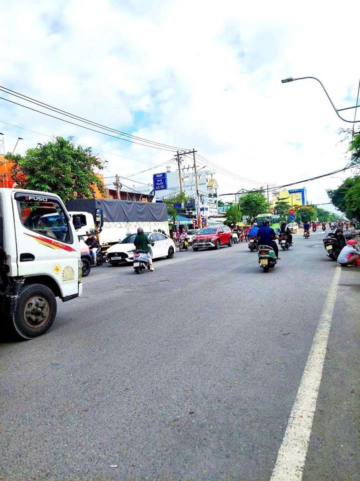 mặt tiền đường phú thuận cần bán gấp 