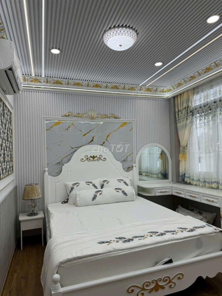 BIỆT THỰ CỔ ĐIỂN ĐƯỜNG ĐÀO TÔNG NGUYÊN 
