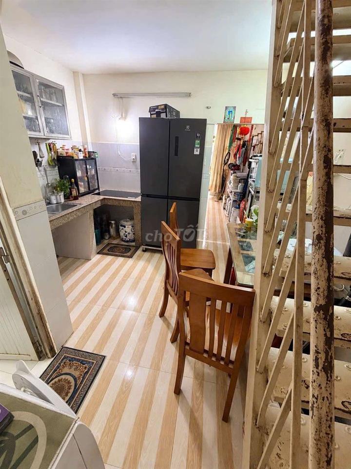 cần bán nhà hẻm 1716htp