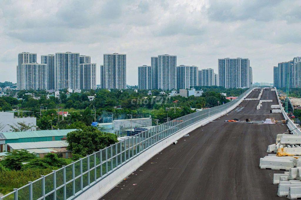 NHÀ PHỐ VINHOMES HÓC MÔN  