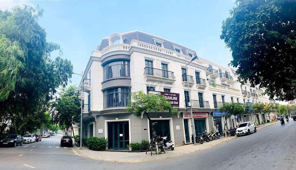 VINHOMES SAIGON PAR ĐIỂM ĐẾN AN CƯ,,