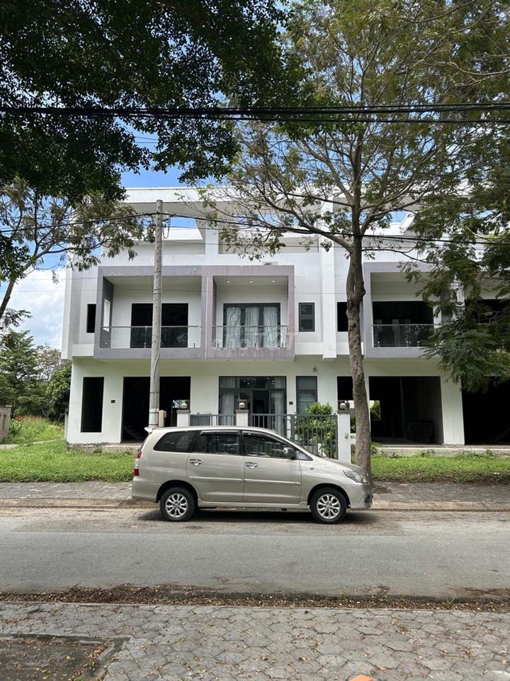CHO THUÊ NHÀ NGUYÊN CĂN 110M² 3PN 4WC CÁCH VINHOMES CẦN GIỜ CHỈ 1.6KM