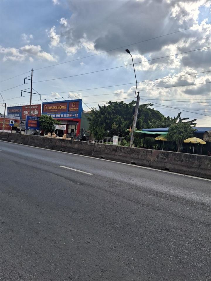 Bán 6,215m2 đất (SKC) có 1000m2 kho, 2MT Huỳnh Tấn Phát, Nhà Bè