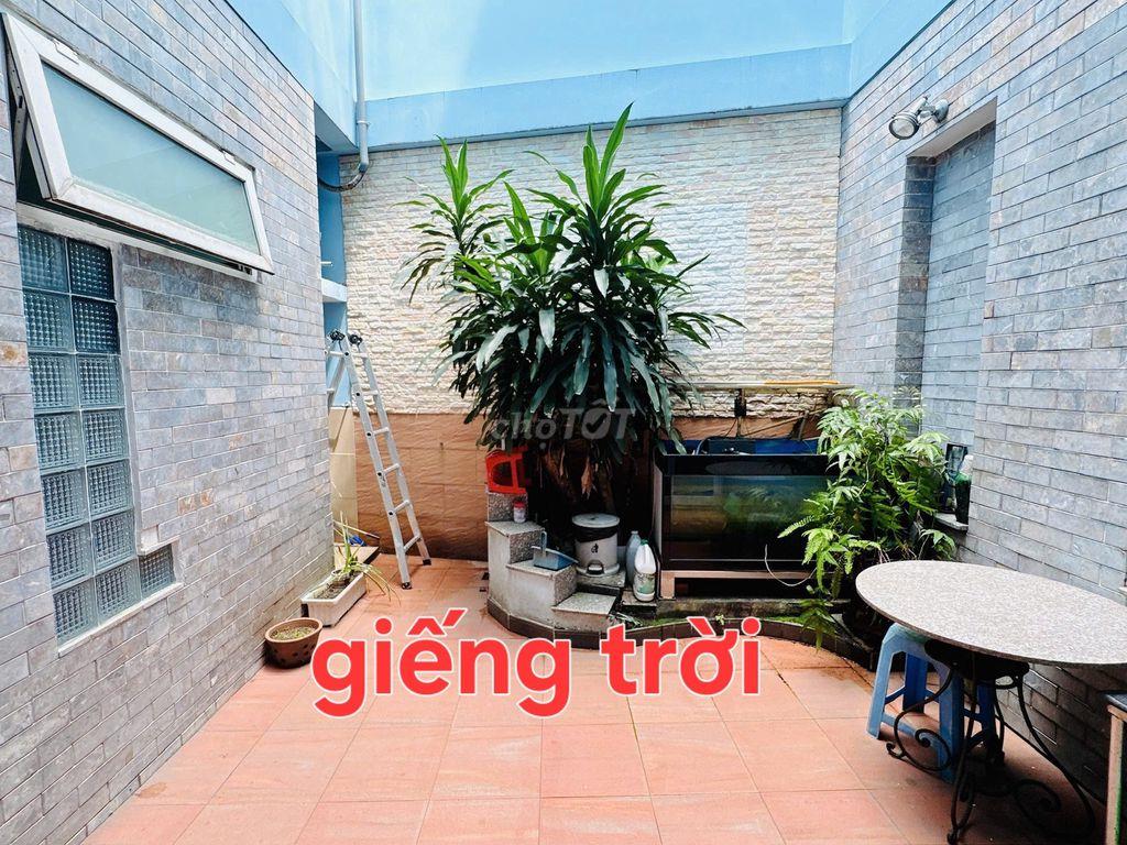 MT Trường Chinh, góc ngã 4, Bảy Hiền, Đ diện BV Thống Nhất, P4, T Bình