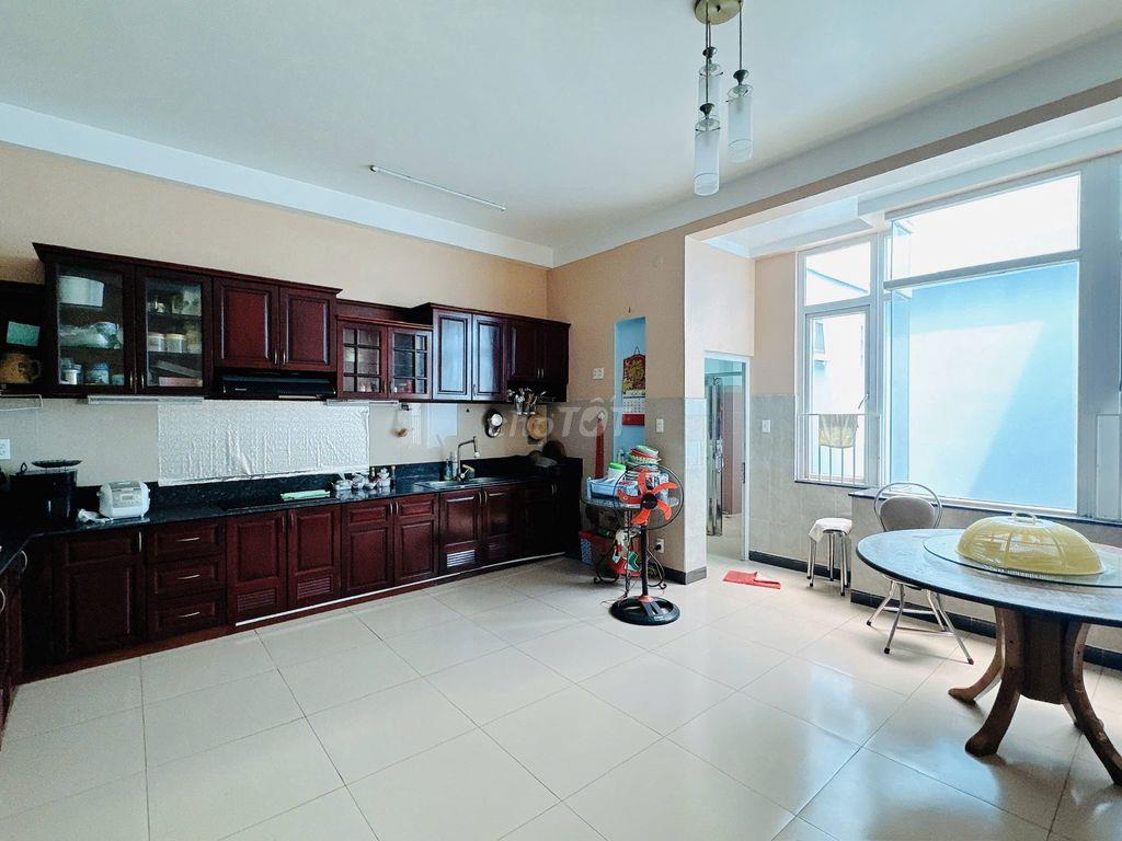 MT Trường Chinh, góc ngã 4, Bảy Hiền, Đ diện BV Thống Nhất, P4, T Bình