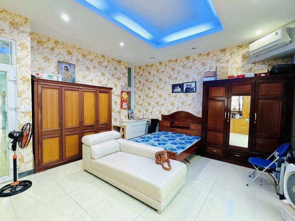 MT Trường Chinh, góc ngã 4, Bảy Hiền, Đ diện BV Thống Nhất, P4, T Bình
