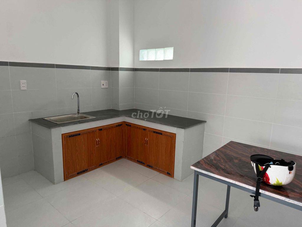 Nhà lầu đúc sổ hồng riêng ấp 9 tân thạnh đông hẻm xe hơi,gần chợ 3phút