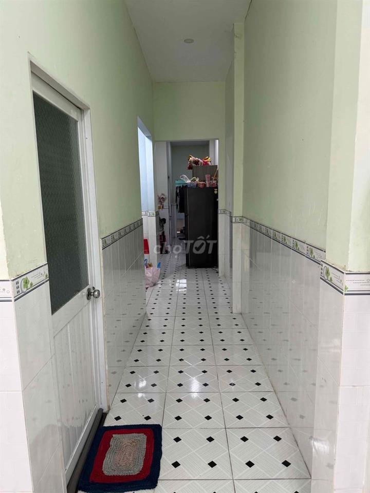 Bán nhà hoàn công 111m2 thổ cư ấp 6 tân thạnh đông,cách nhựa 200m