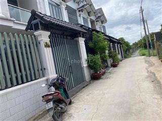 Chính chủ gửi nhà lầu mái thái hoàn công xã tân thạnh đông,3PN,3WC